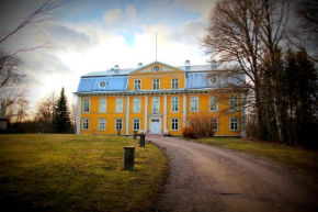 Отель Mustion Linna / Svartå Manor  Svartå